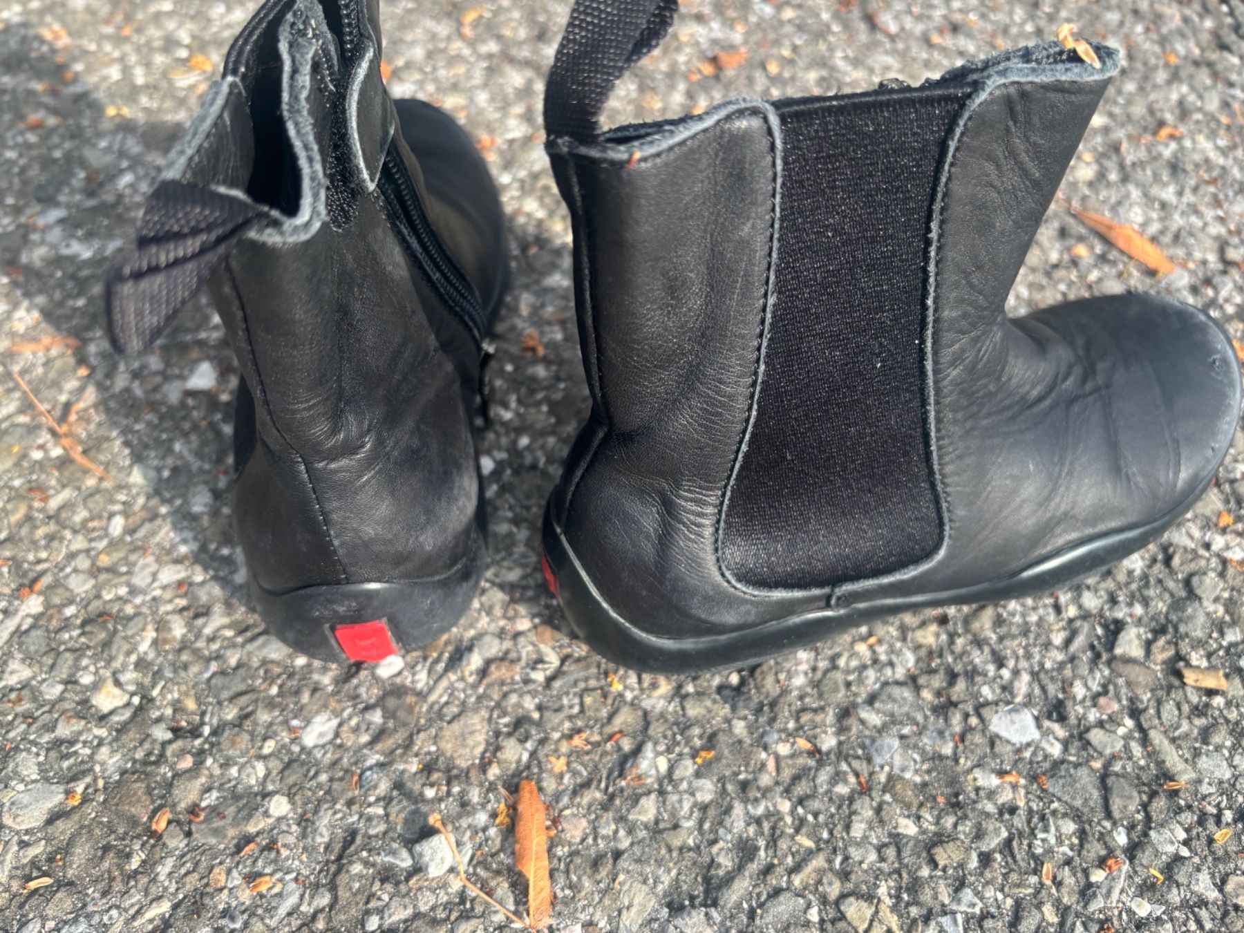 Prada Schuhe für Mädchen: 26 PRADA_echter Leder_hoher LP – Gebraucht aus Versegeres von kista 4