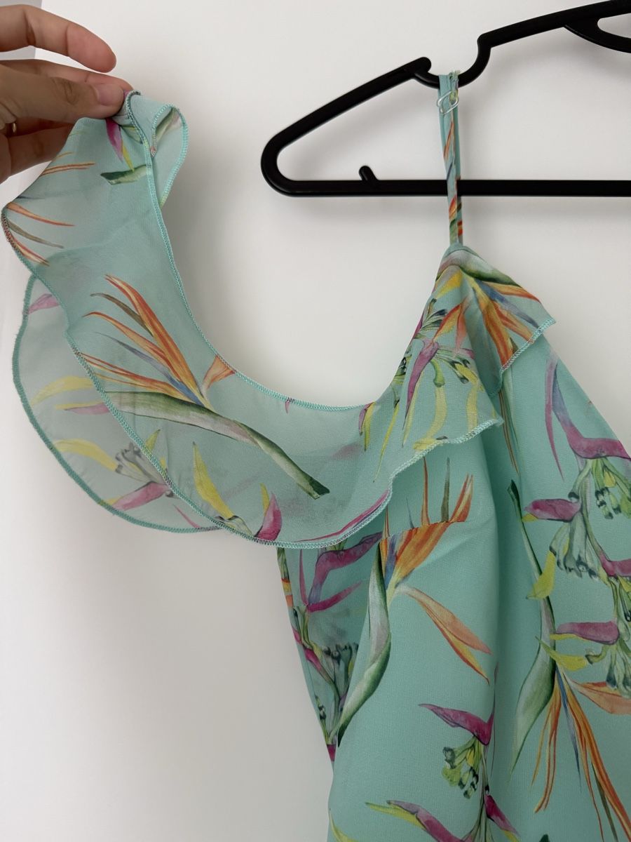 Vestiti: Floral soft green dress – Nuovo (secondo la descrizione) da Binningen venduto da eli_9psr 6