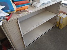 Rolladenschrank