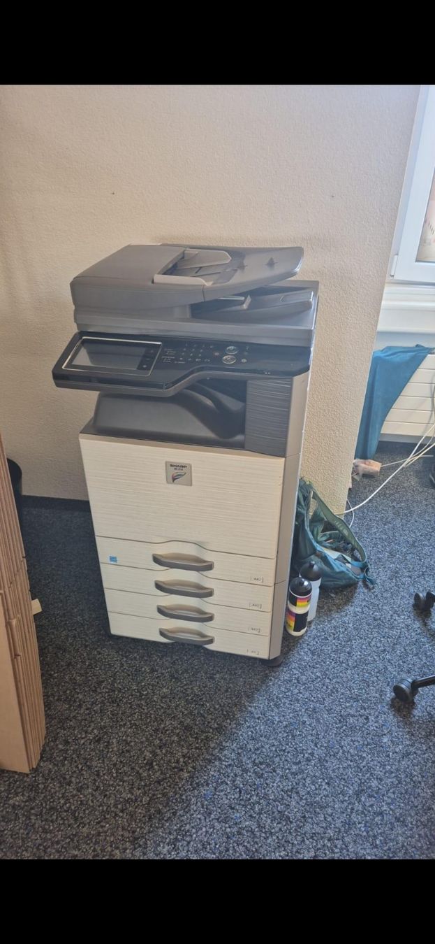 Sharp Imprimantes: Sharp Laser A3 Drucker inkl. Patronen – D'occasion à Reiden par Rjoooo7