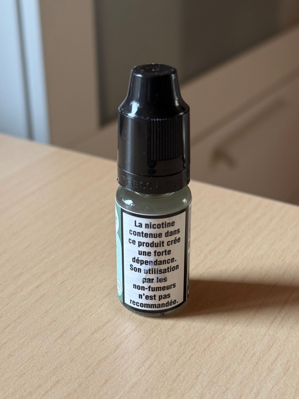 Altri Prodotti per fumatori: Boite de 10 flacons menthe e-liquide  nicotine 3 Mg/ml – Nuovo e nell'imballaggio originale da epalinges venduto da airgasme 1