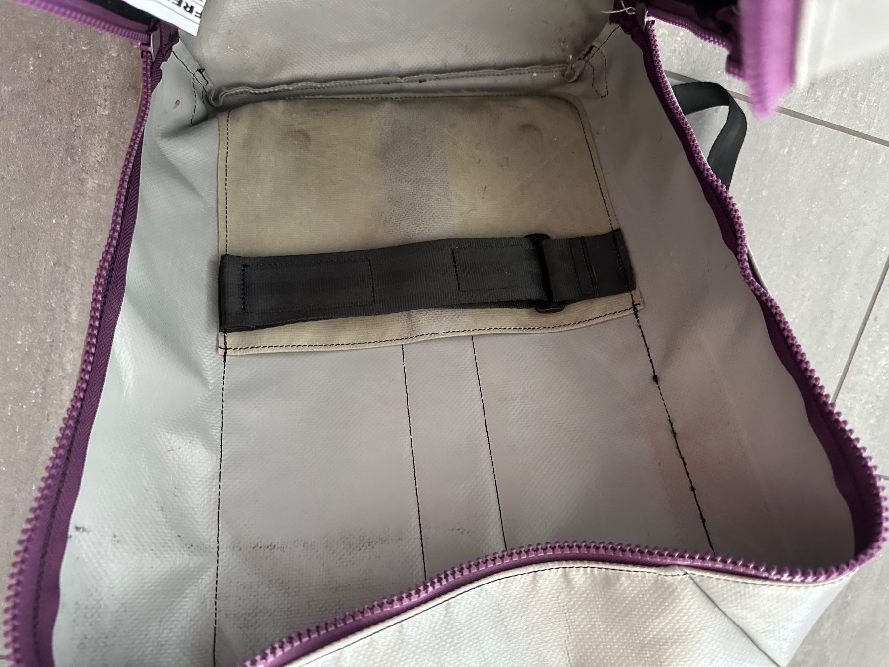 Freitag Zaini: FREITAG F49 Rucksack Fringe – Usato da Schmitten FR venduto da sif_kk9p 4