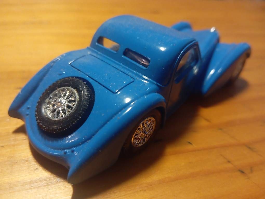 Bugatti Modellautos: 1939 Bugatti 57 S – Gebraucht aus Basel von Petergunn 2