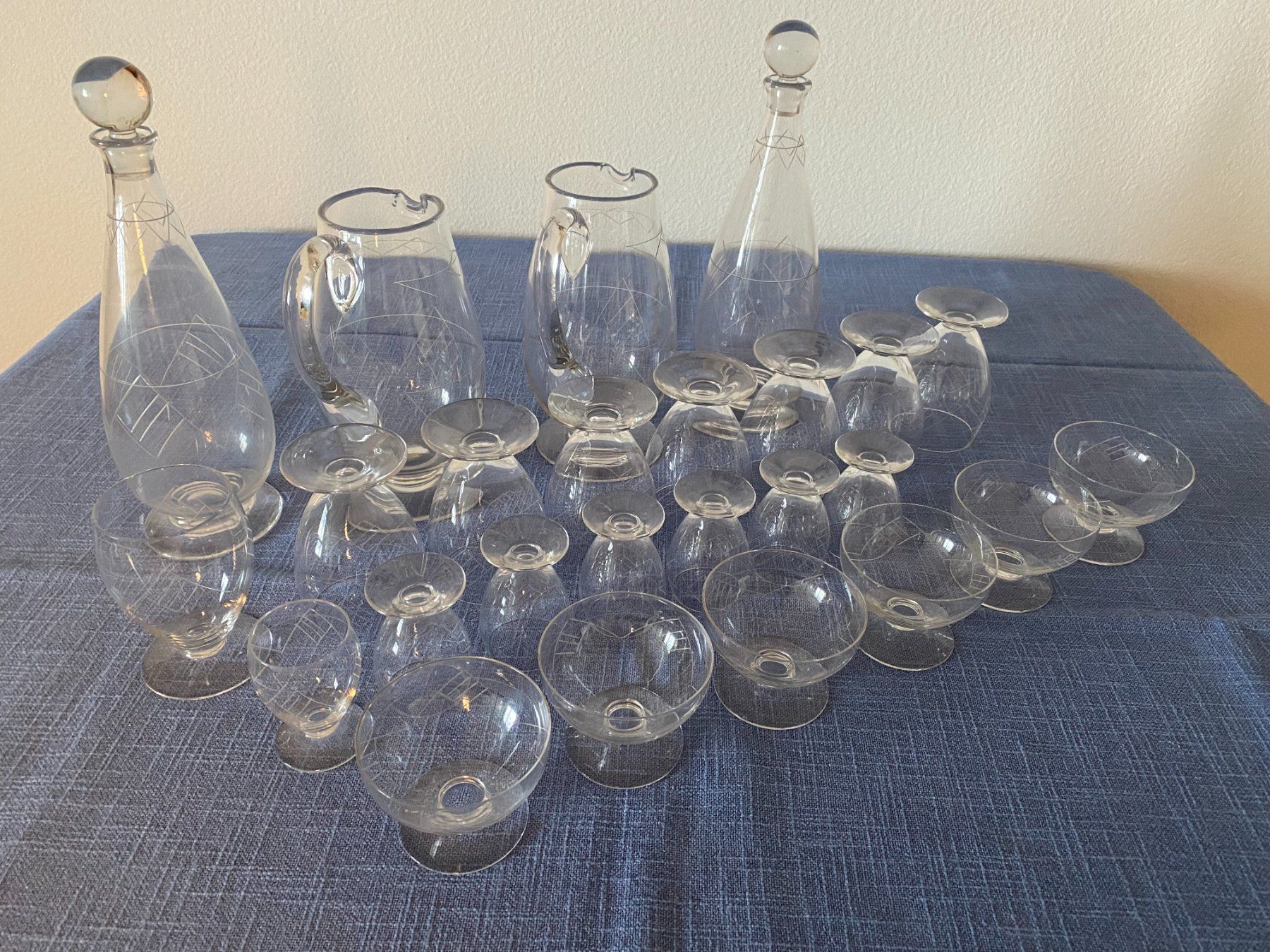 Gläser: Klangvolles Kristallglas-Service Vintage – Gebraucht aus Basel von Freund5 3