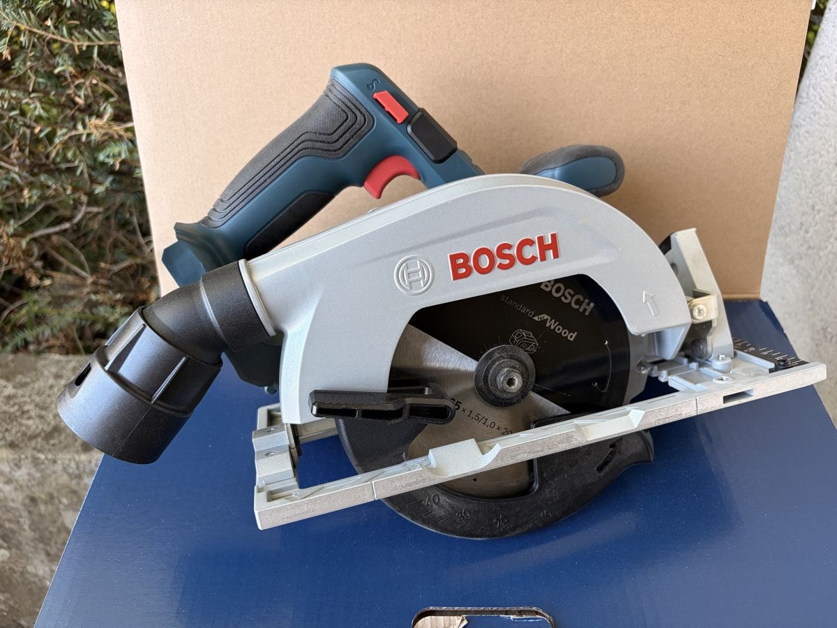 Bosch Seghe: Bosch Professional GKS 18V-57-2 – Nuovo (secondo la descrizione) da Bolligen venduto da mirama