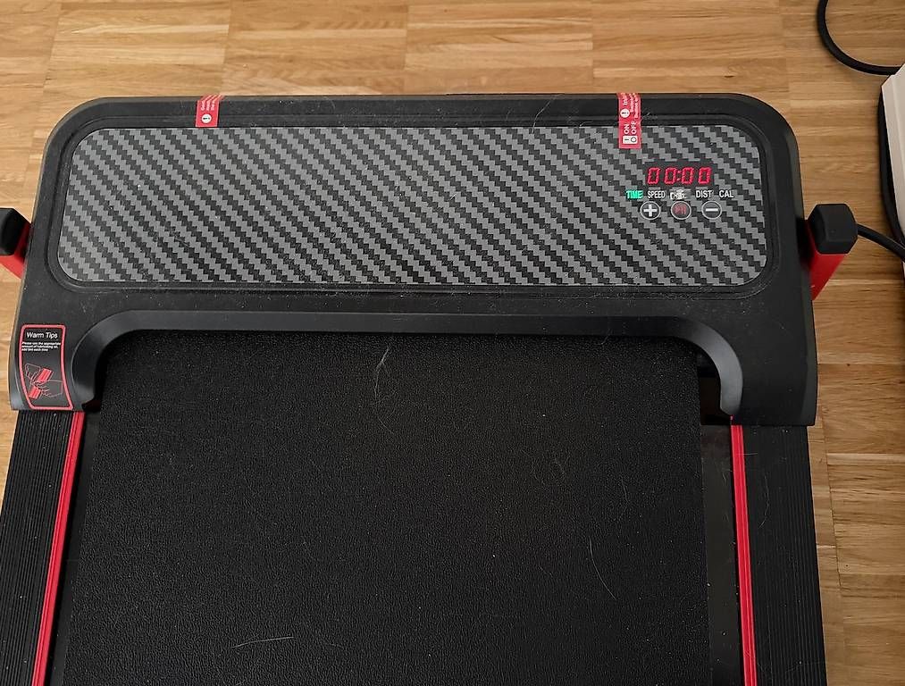Hometrainer: Walking Pad mit Neigung 1-6km/h – Usato da Zürich venduto da Robde 1