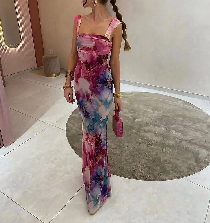 Robes: Robe Sirène  – D'occasion à Lucens par TCG_sellnbuy