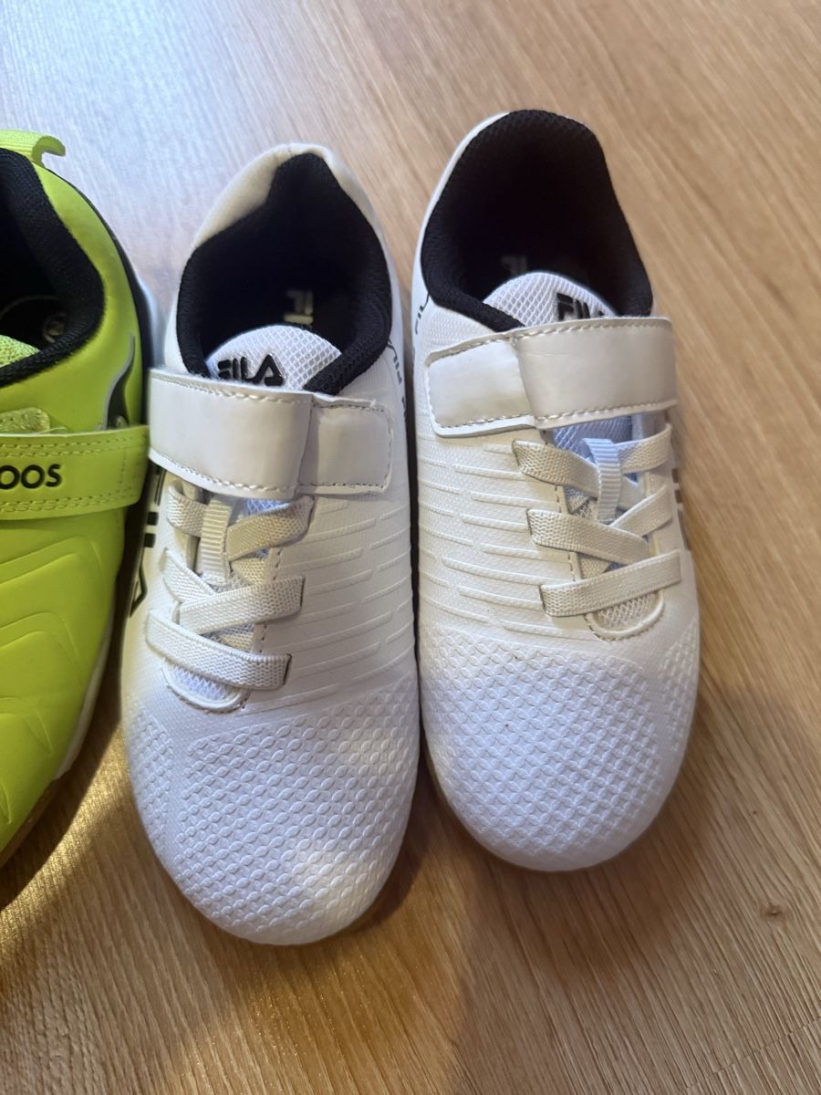 Fila Scarpe per ragazzi: Hallenschuhe 29/30 – Usato da Dietikon venduto da lurdesdias 2