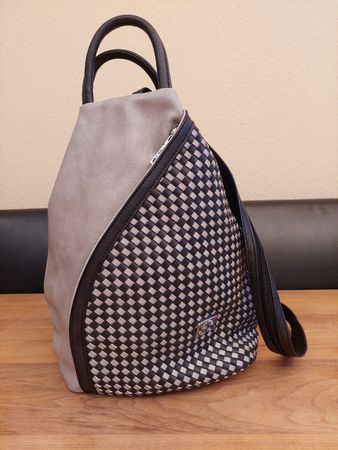 Grau/schwarzer Rucksack / Handtasche, Leder, neuwertig