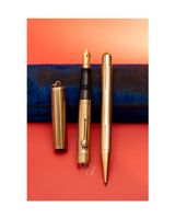 Waterman’s 18k gold 52 ½ V “Vest Pocket” set
