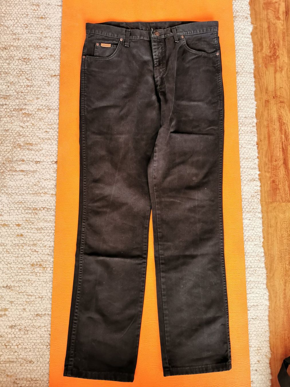Wrangler Jeans: Wrangler Herrenjeans Gr. 38/36 schwarz – Gebraucht aus Dottikon von Storm990