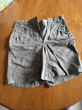 Short dame