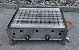 Gasgrill + Bräter in einem, Top Zustand.