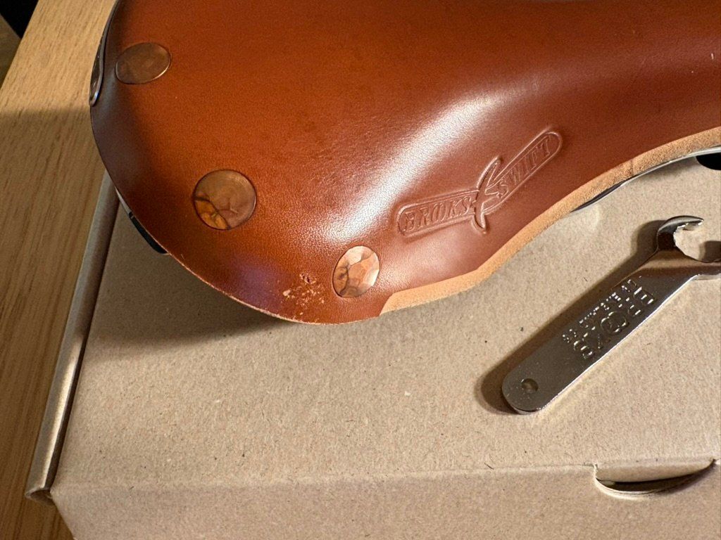 Brooks Ersatzteile: Brooks Swift Honey – Neu (gemäss Beschreibung) aus Zürich von radu_c 1