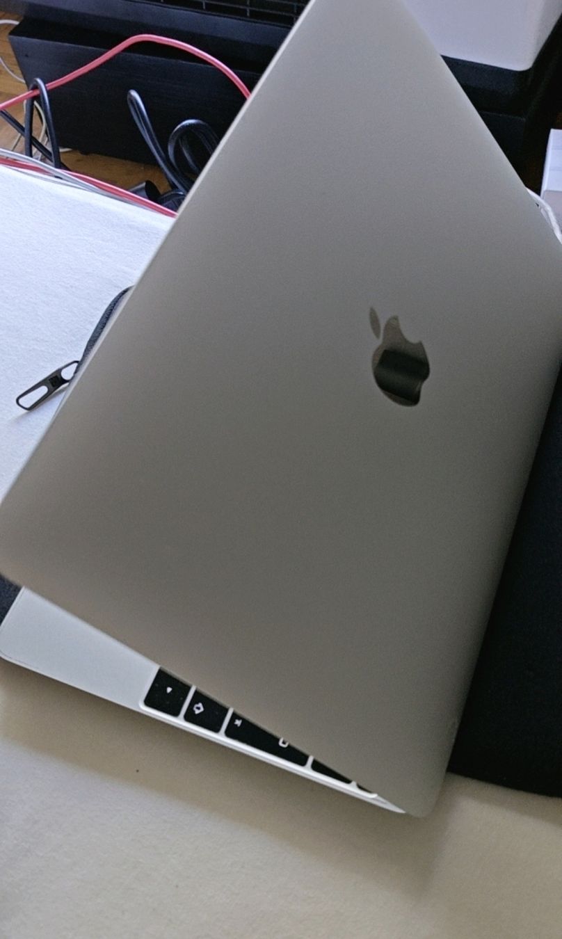 Apple Notebooks: Macbook 12 2015 256Go ssd 8Go ram core M 1,3Ghz – Gebraucht aus La Chaux-de-Fonds von Honit.ch 1