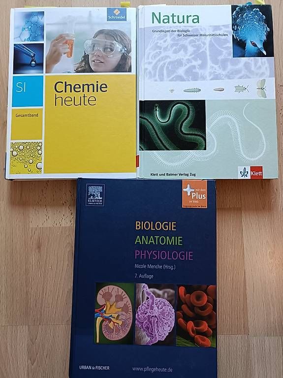 Livres: Diverse gute Schulbücher – D'occasion à Sissach par jgt_6k76