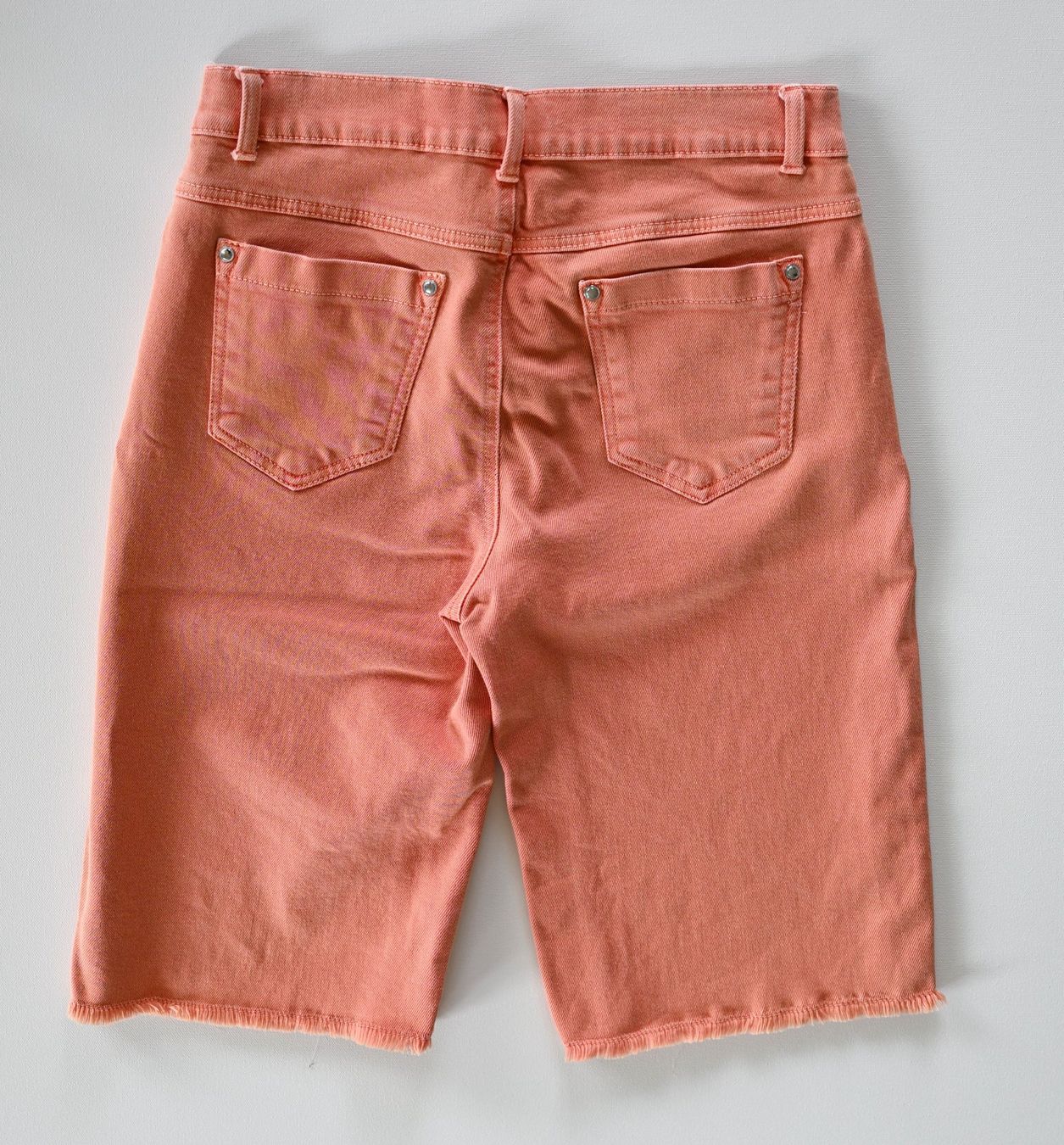 Pantaloni: Bermuda-Jeans von Unitex, Grösse 38 – Usato da Dürnten venduto da pema28 1