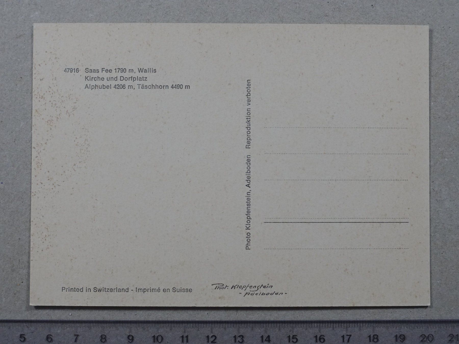Cartoline postali: Saas-Fee, Kirche, Dorfplatz – Usato da Lenzburg venduto da fh1 1
