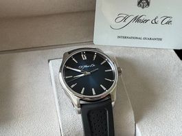 Verkaufe H. Moser & Cie Pioneer Centre Seconds in Blue Fumé