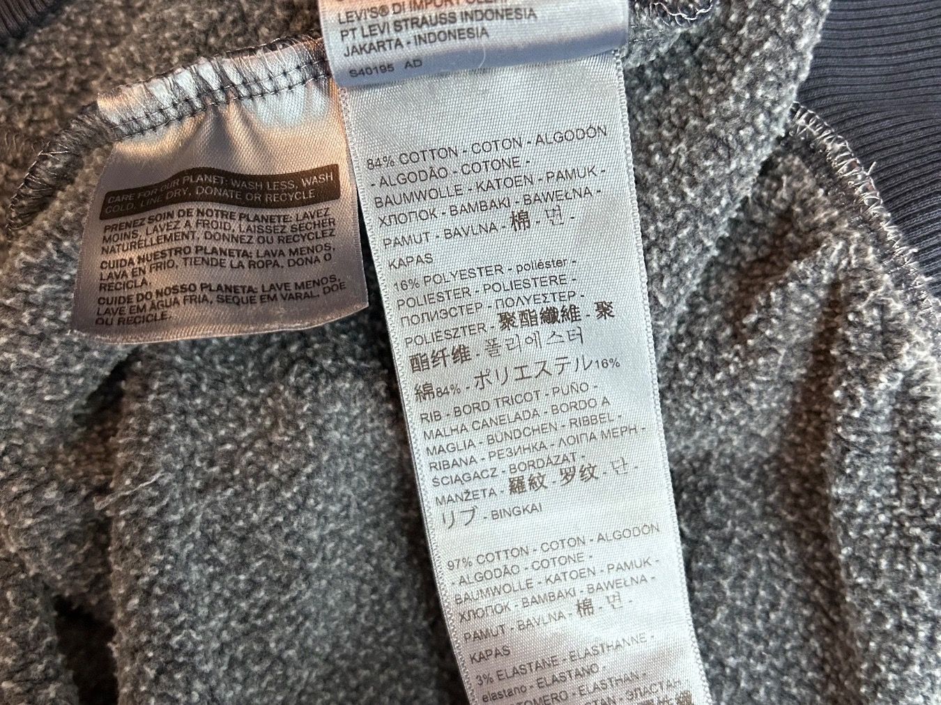 Levi's Pulls & Sweat-shirts: Levi‘s Hoodie – D'occasion à St. Gallen par look-twice 5