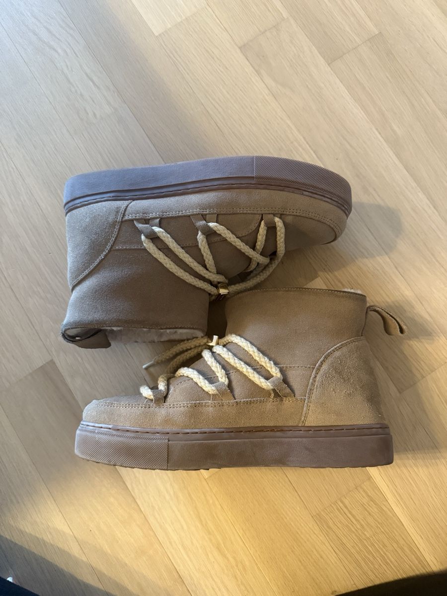 Inuikii Scarpe da donna: Inuikii Boots Grösse 39 – Usato da Konolfingen venduto da chl_my55 1