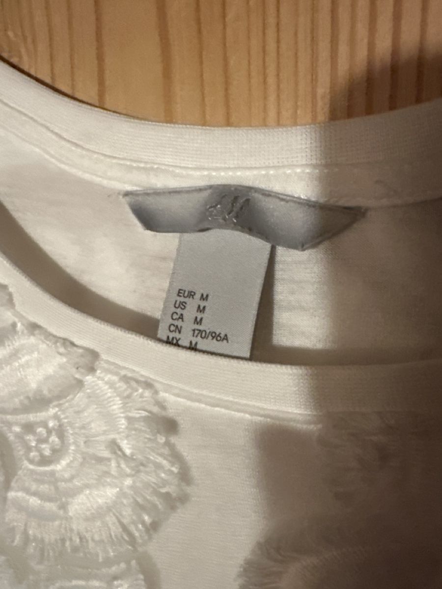 H&M Top: Top von H & M – Usato da Donat venduto da troja007 1