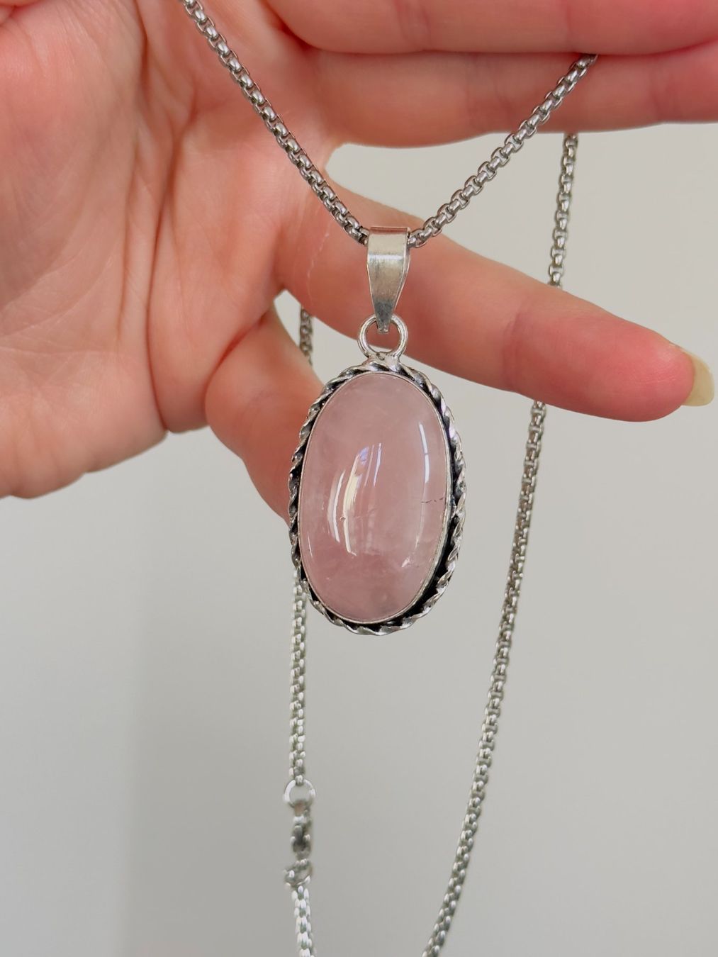 Ketten: Rose Quartz Gemstone Ethnic Handmade necklace – Neu und originalverpackt aus Genève von AGBERG 8