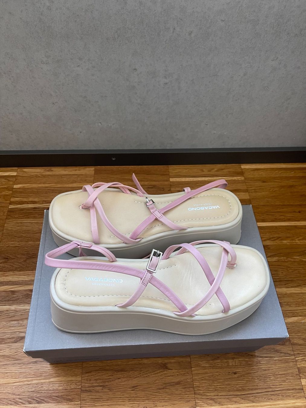 Vagabond Damenschuhe: Vagabond Pink Platform Sandals – Gebraucht aus Emmenbrücke von aba_87lz 2