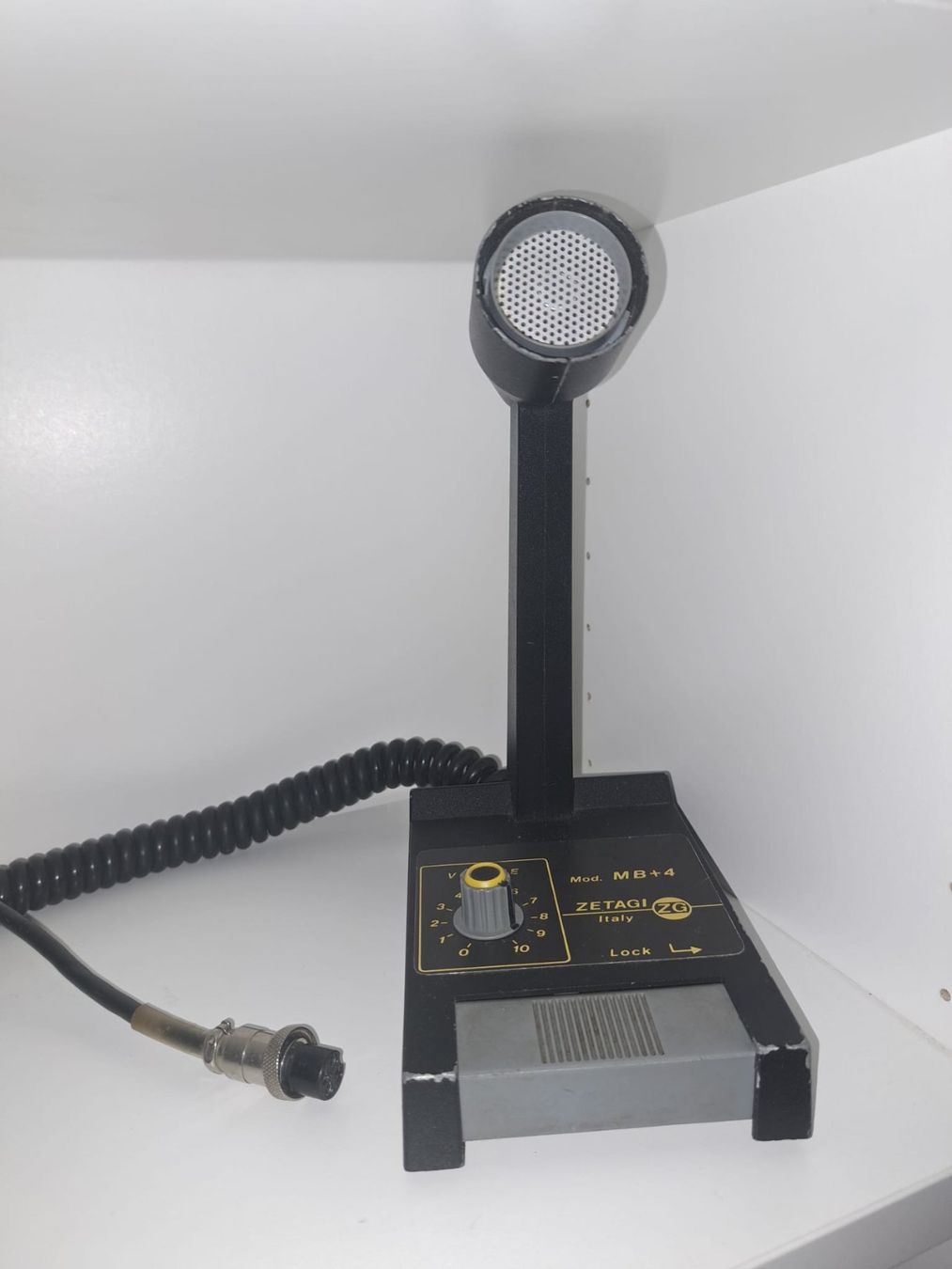 Microfoni: Zetagi MB+4 – Usato da Payerne venduto da Miauton