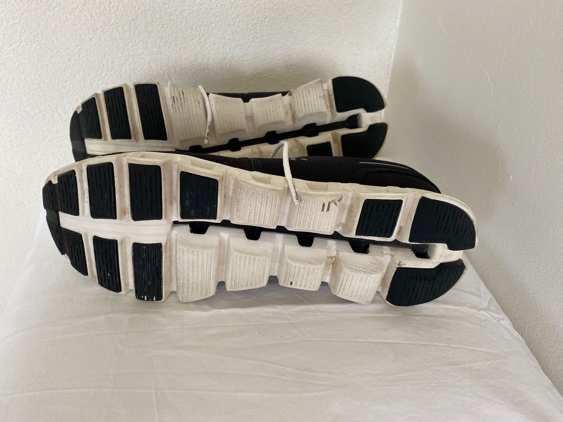 On Scarpe da uomo: ON CLOUD LAUFSCHUHE TOP ZUSTAND – Nuovo (secondo la descrizione) da Zürich venduto da Fashionparade 5