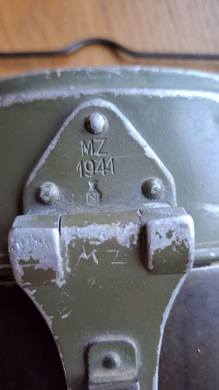 Töpfe: Gamelle Schweizer Armee 1941 – Gebraucht aus Brünisried von san_74_bu 2
