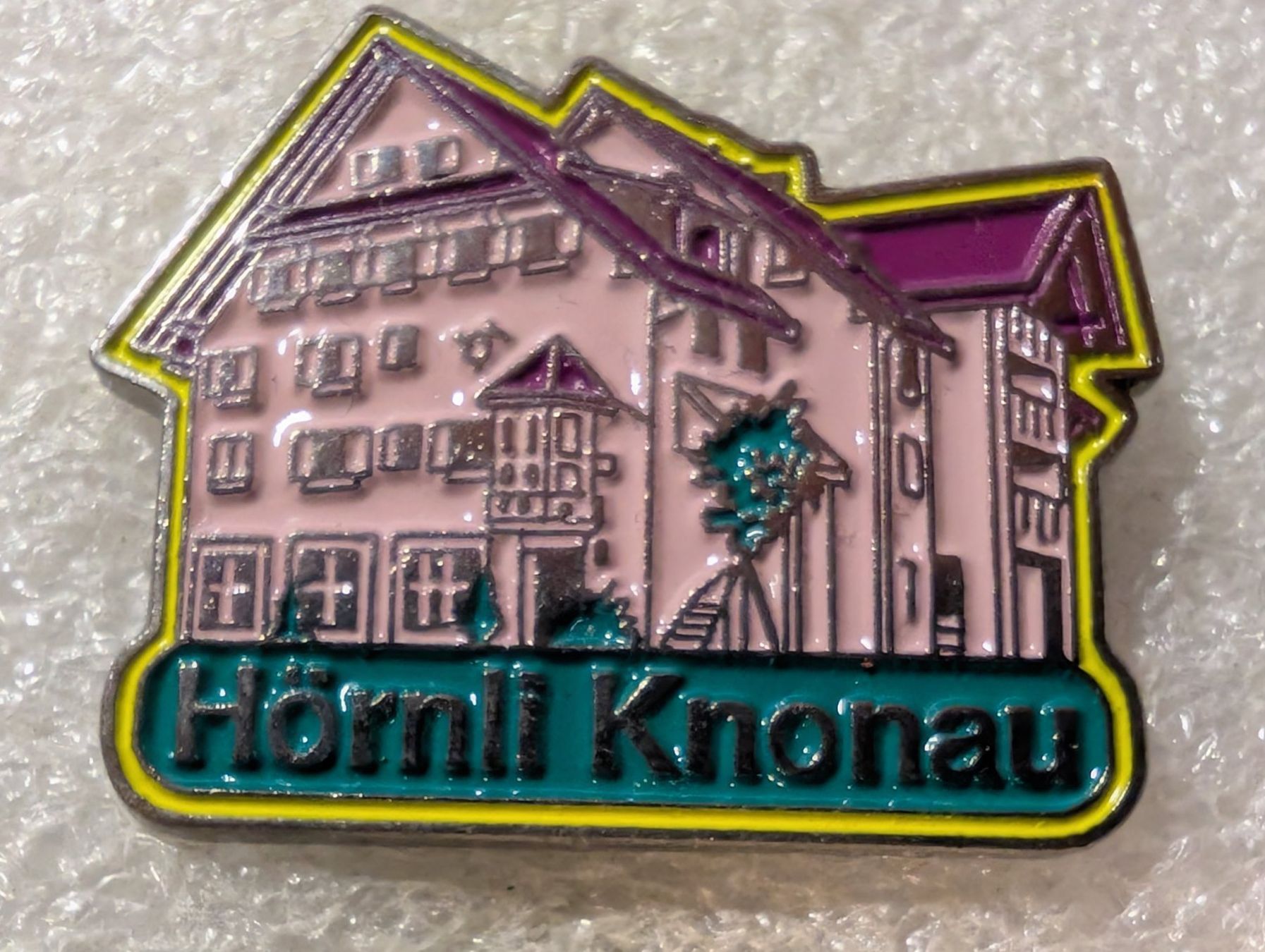 Plaketten & Abzeichen: Ansteckpin 8: Hörnli Kronau – Gebraucht aus Oppligen von Pin-Fall-Shop