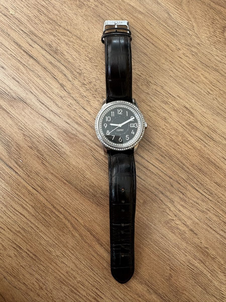 Esprit Orologi: 2 Esprit Damenuhr zu verkaufen – Usato da Rothenthurm venduto da JasiG 1