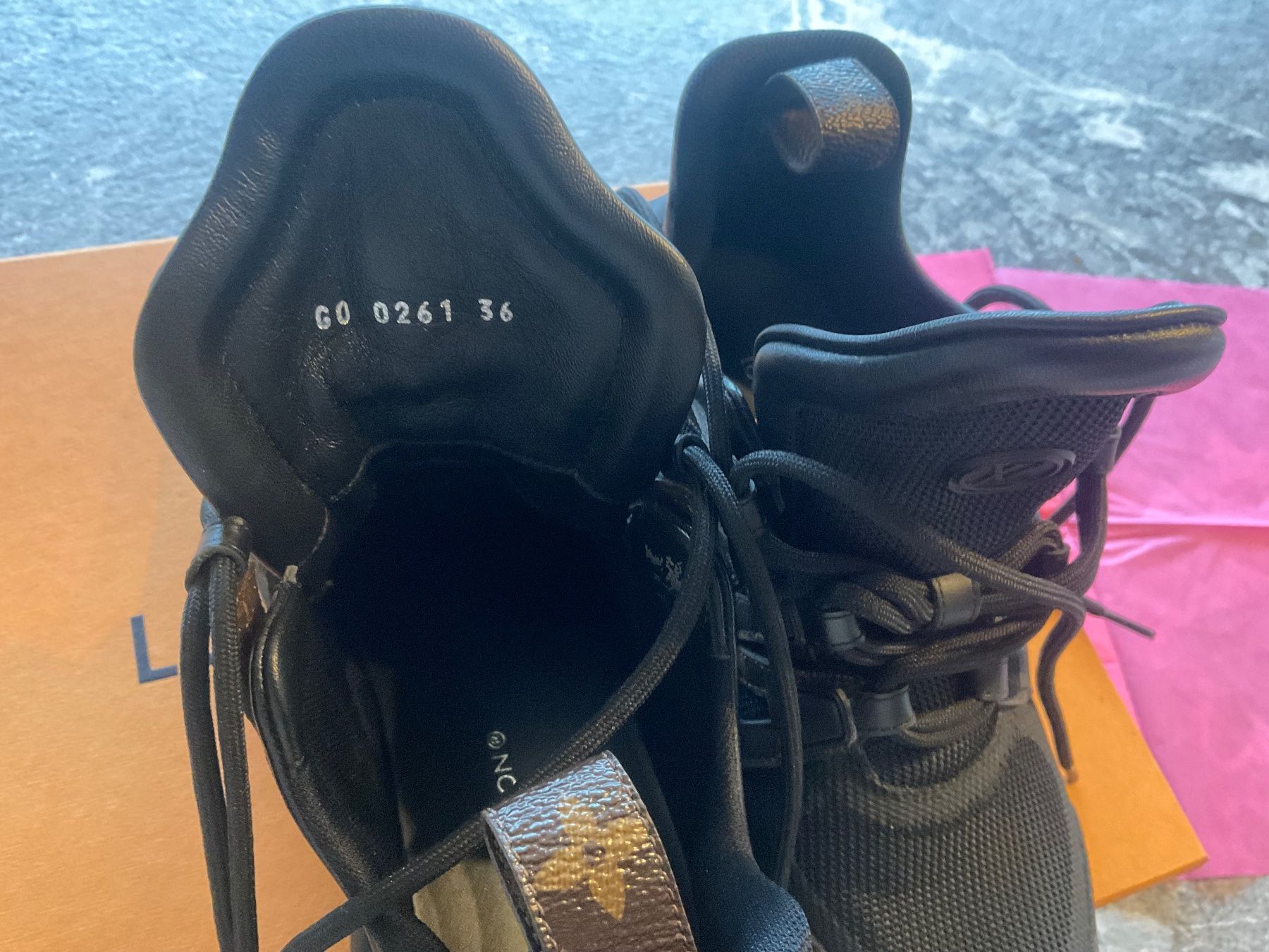 Louis Vuitton Scarpe da donna: Louis Vuitton Baskets Run Away Noir – Nuovo (secondo la descrizione) da Vallorbe venduto da milail38 3