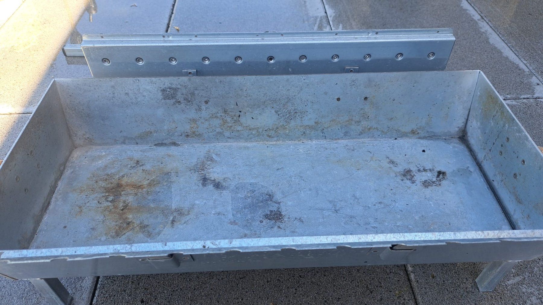 Grills: Spiesschengrill mit 11 Spiessen – Gebraucht aus Kaltbrunn von Civi3 2