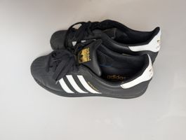 Adidas Superstar Sneakers Schwarz Gold Grösse 45.5