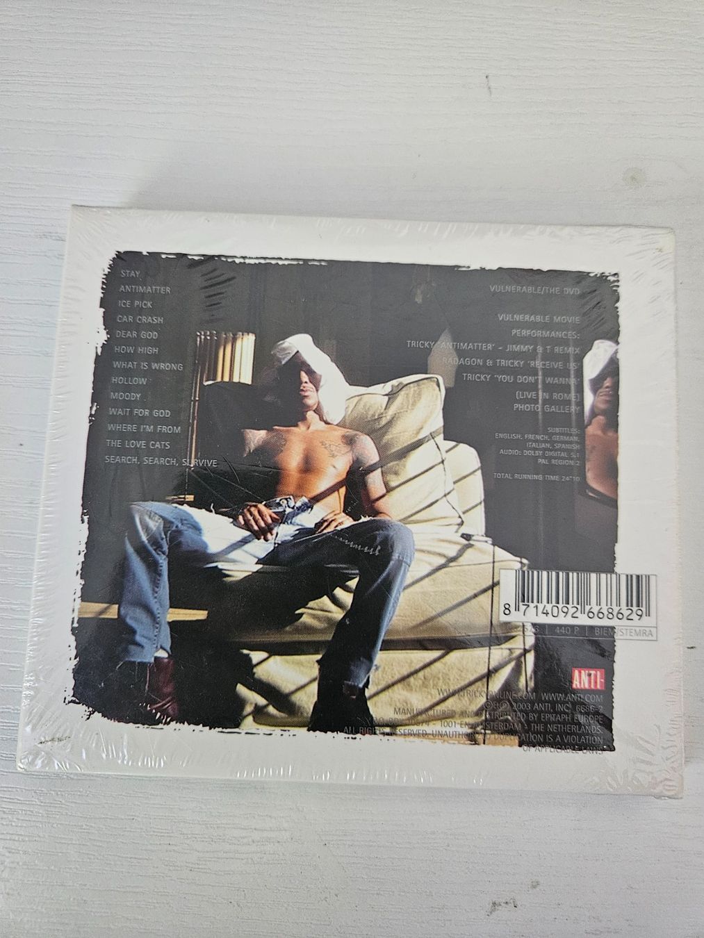 CDs: Tricky  Vulnerable Limited Edition – Neu und originalverpackt aus Liestal von tower01 1