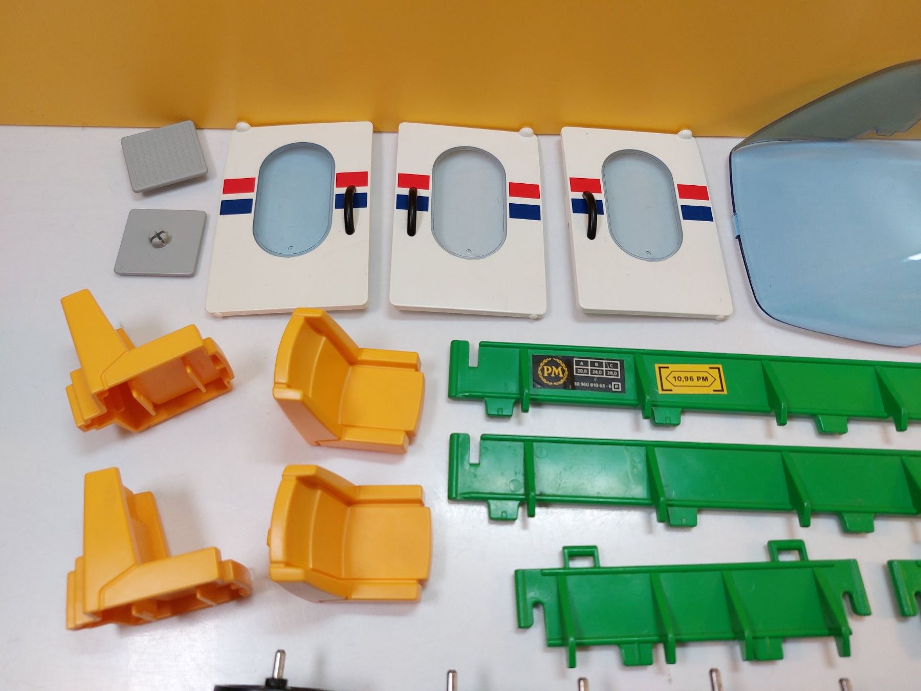 Playmobil Giocattoli: PLAYMOBIL Eisenbahn - Ersatzteile diverse... – Usato da St.Gallen venduto da TinasBauundSpiel 1