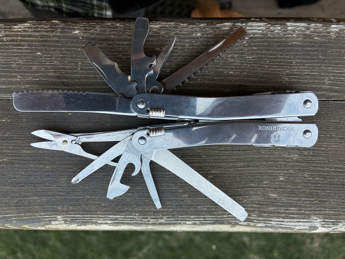 Victorinox Accessori: SWISS TOOL SPIRIT X PLUS – Usato da Saxon venduto da nic_k9ch 2