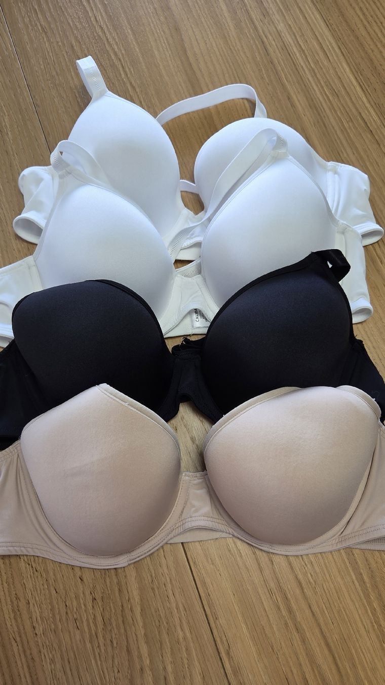 Calida Altra biancheria intima: Soutien-gorge Calida lot 4 – Nuovo (secondo la descrizione) da Le Pâquier-Montbarry venduto da Gruyere77