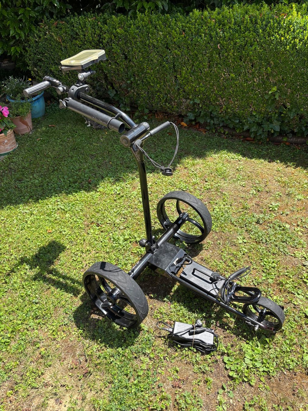 At-Hena Trolley: Golf Trolley, at-hena Classic – Usato da Schaffhausen venduto da pbrunos1