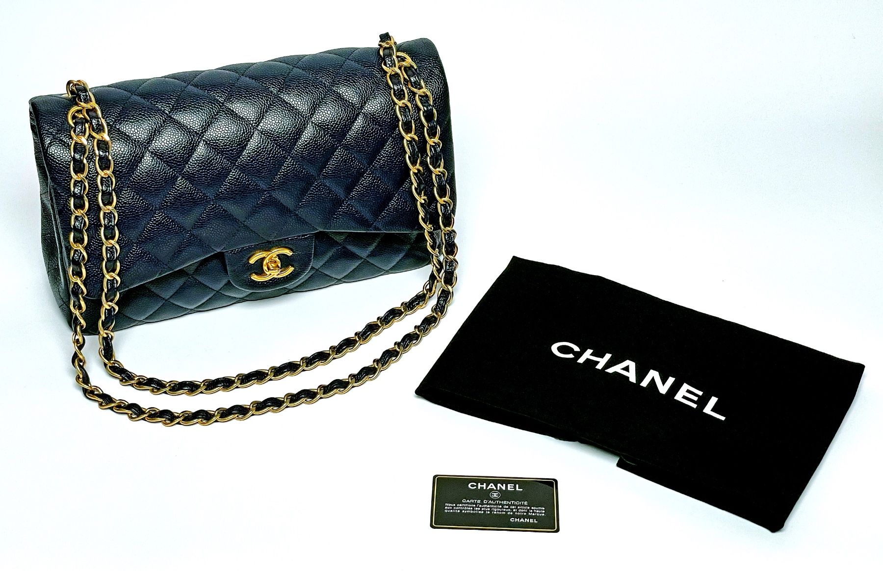 Chanel Taschen für Damen: CHANEL Navy Blue Quilted Caviar Medium Classic Double Flap – Gebraucht aus Basel von cocochanel67 1