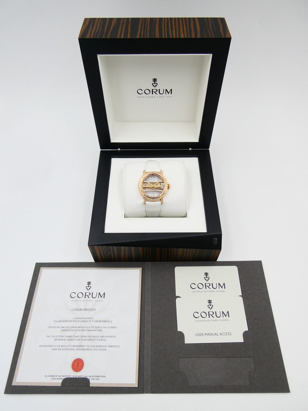Corum Orologi: CORUM "GOLDEN BRIDGE", LIMITED EDITION – Nuovo (secondo la descrizione) da Luzern venduto da EdiGem 8