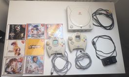 Console Sega Dreamcast avec jeux et manettes, bon état