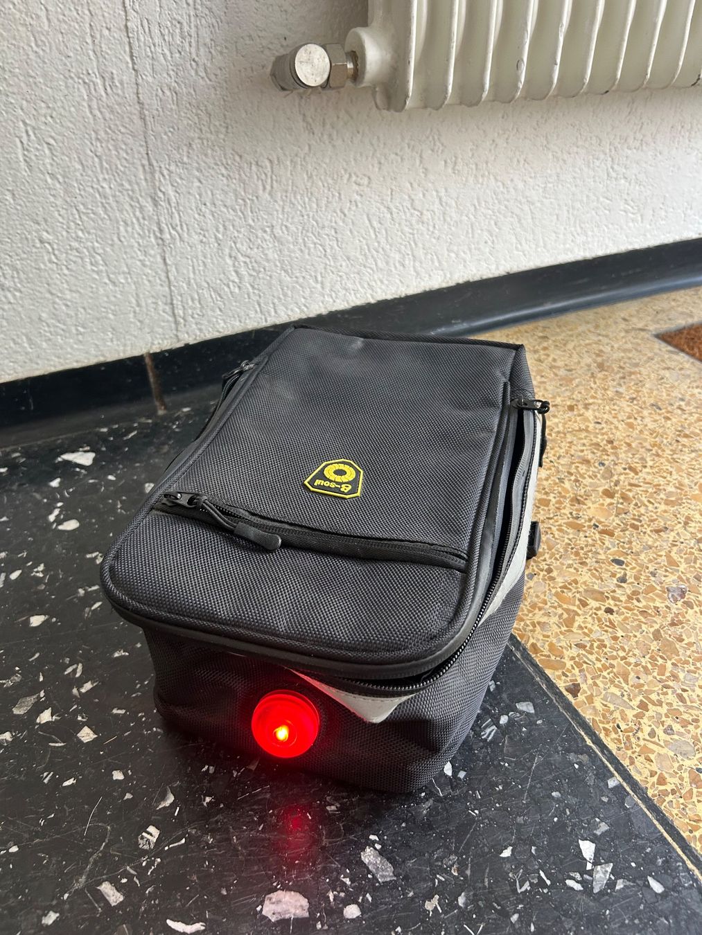 Sacs: Gepäckträgertasche Velo – Neuf (Voir description) à Wabern par belka72