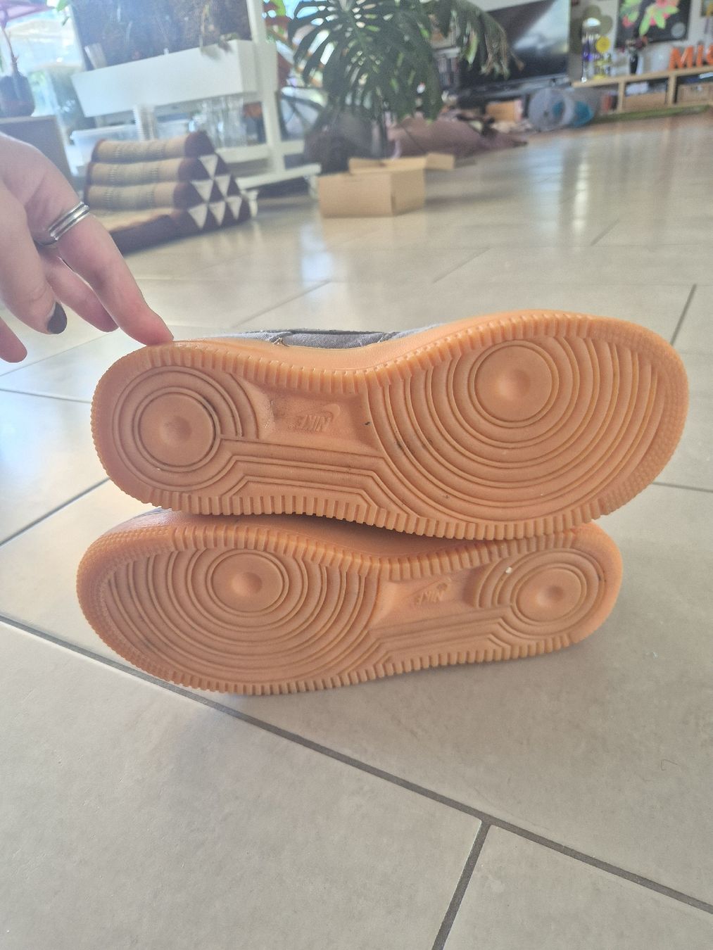 Scarpe da uomo: Nike Air Force 1, grösse 38.5 – Usato da ebikon venduto da tho_52xf 2