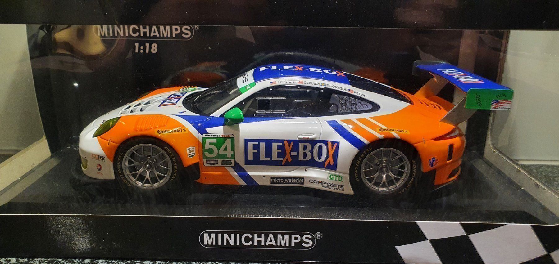 Porsche Modellini d'auto: Porsche 911 GT3 R 1:18 – Nuovo e nell'imballaggio originale da Ballwil venduto da Veyron94 1