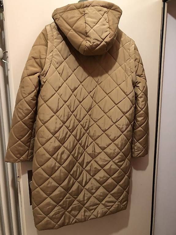 Jacken: Giacca piumino lungo donna – Gebraucht aus Riva San Vitale von bau64 2