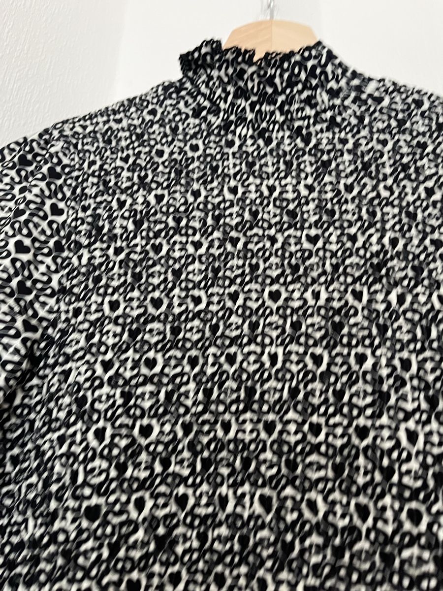Sandro Camicette: Sandro Blouse Size M  – Usato da Lausanne venduto da Danash 3