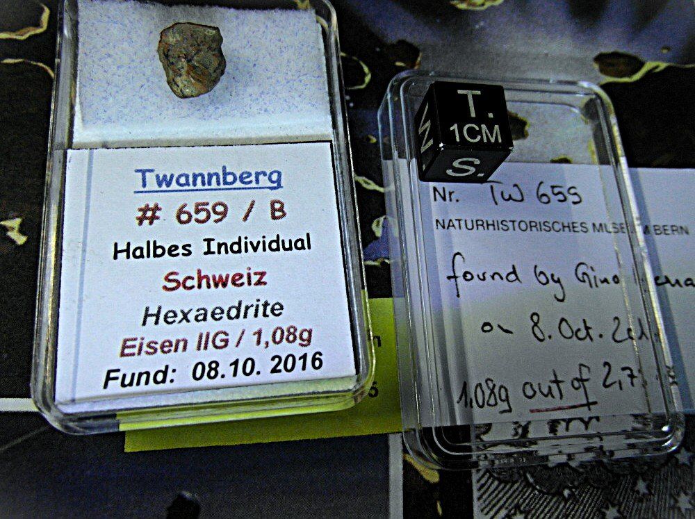 Minerali & Pietre curative: +++  Original Schweizer Meteorit TWANNBERG mit 1,08 g  +++ – Nuovo (secondo la descrizione) da Lengnau BE venduto da Lanthemann 2